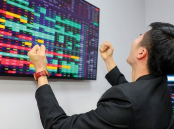 Chứng Quyền 24/09: Khối Ngoại Mua Ròng, Bluechip Dẫn Sóng